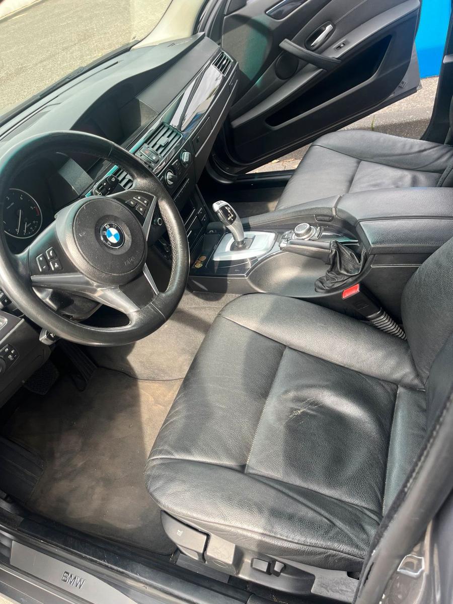BMW 520 2009 — photo 13