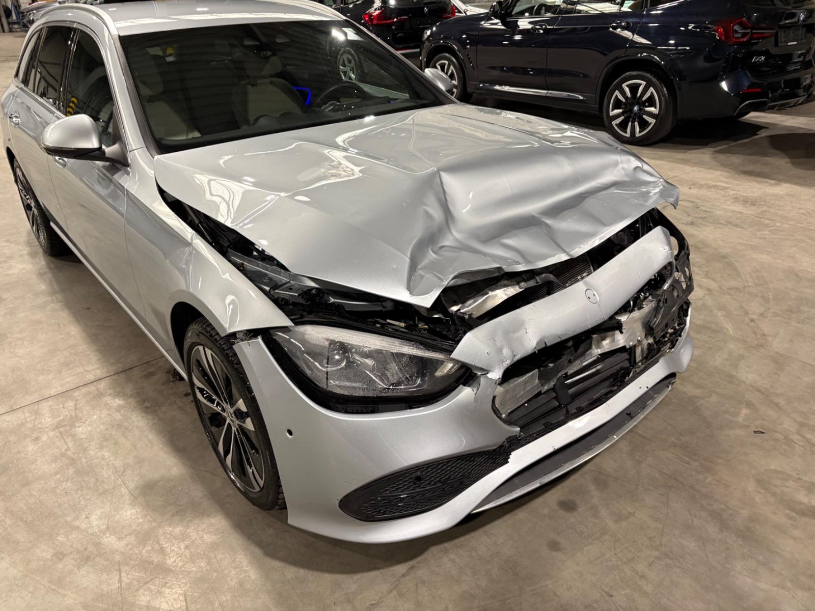 Mercedes-Benz C 300e LUXURY LINE 313PS. / 9G-TRONIC / 14GR-CO2