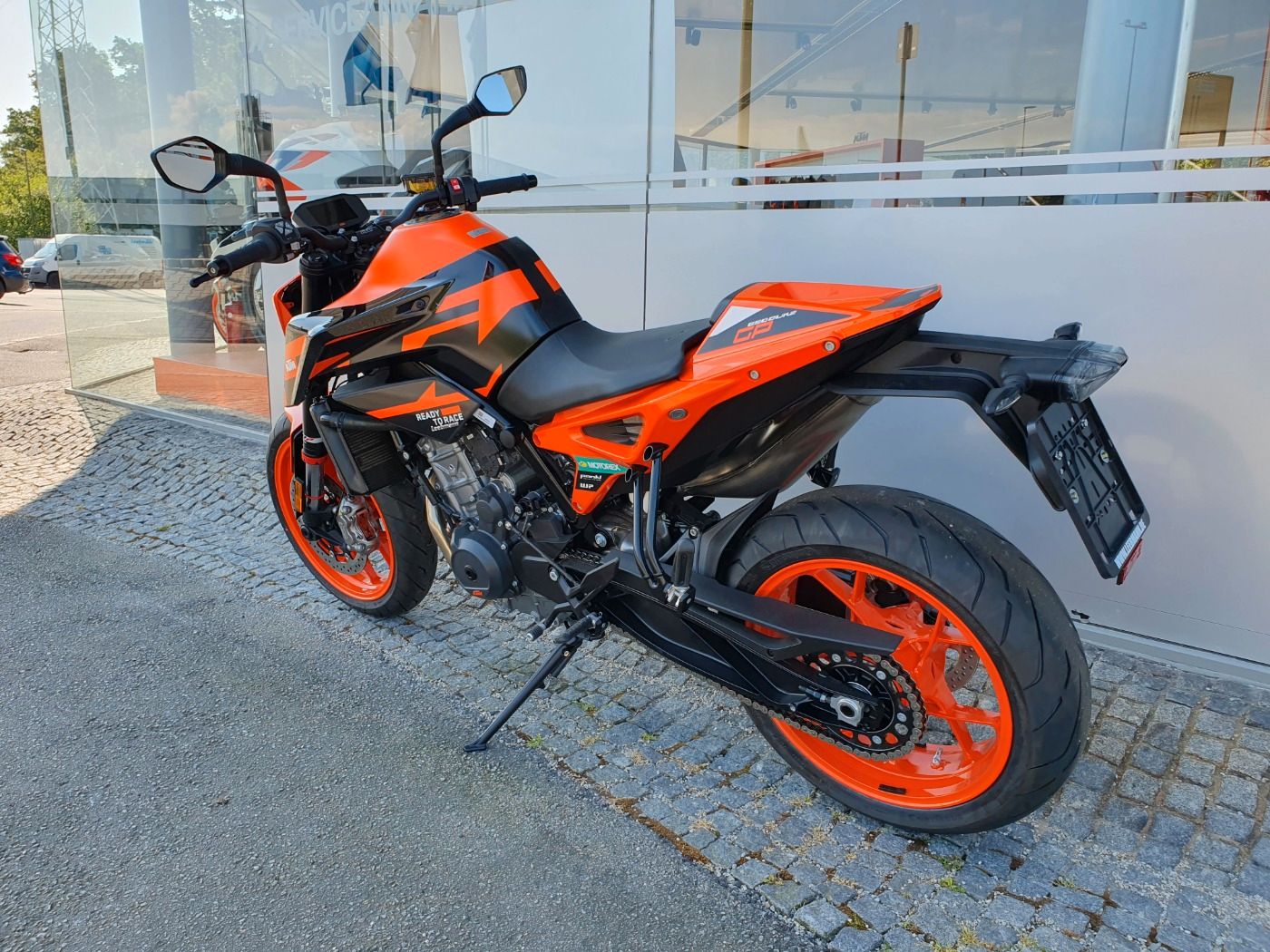 Fahrzeugabbildung KTM 890 Duke GP Modell 2023