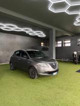 Lancia Ypsilon 1.2 Benz 69 CV - Lancia Ypsilon mit 3 Türen