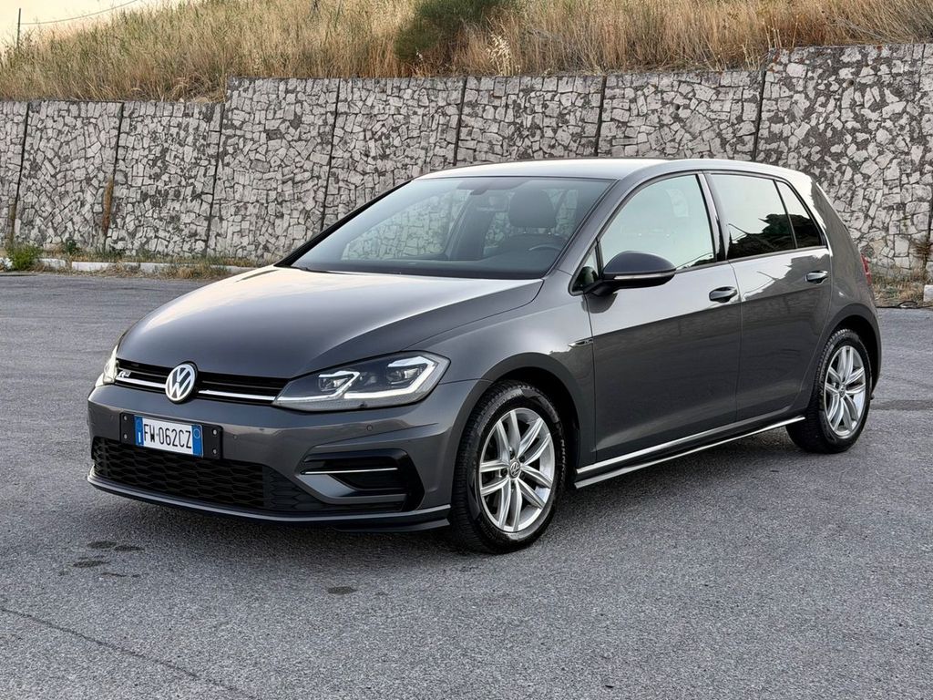 Image of Volkswagen Golf