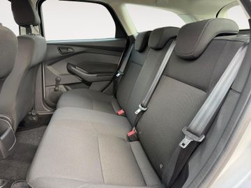 Ford Focus - 12