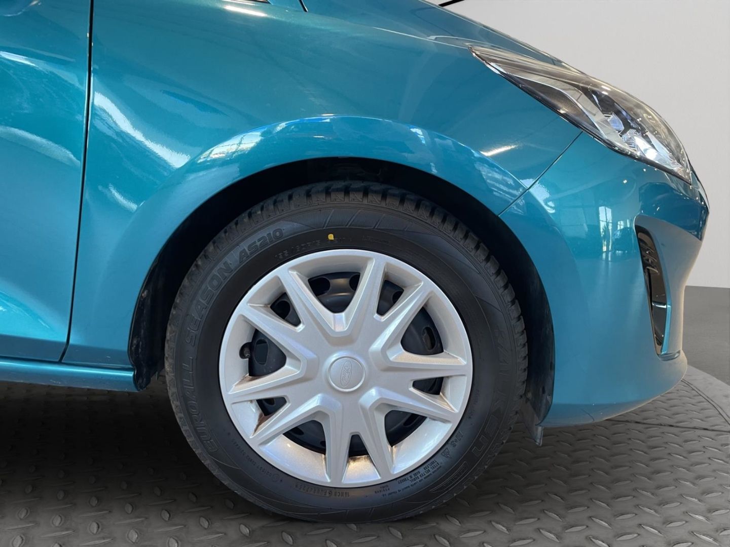 Fahrzeugabbildung Ford Fiesta Cool & Connect Apple CarPlay Android Auto
