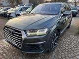 Audi Q7 3.0 TDI quattro S-Line Panorama ACC 7-Sitzer - Audi Q7: 7 Sitze