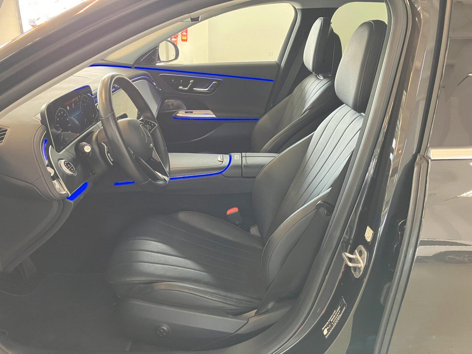 Mercedes-Benz E 220 d 4M T EXCLUSIVE Premium AHK DigiLight
