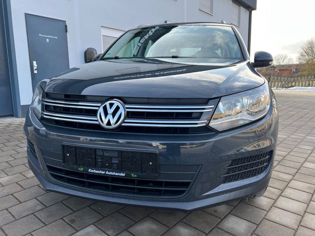 Volkswagen Tiguan Trend & Fun BMT ** 1 Hand **