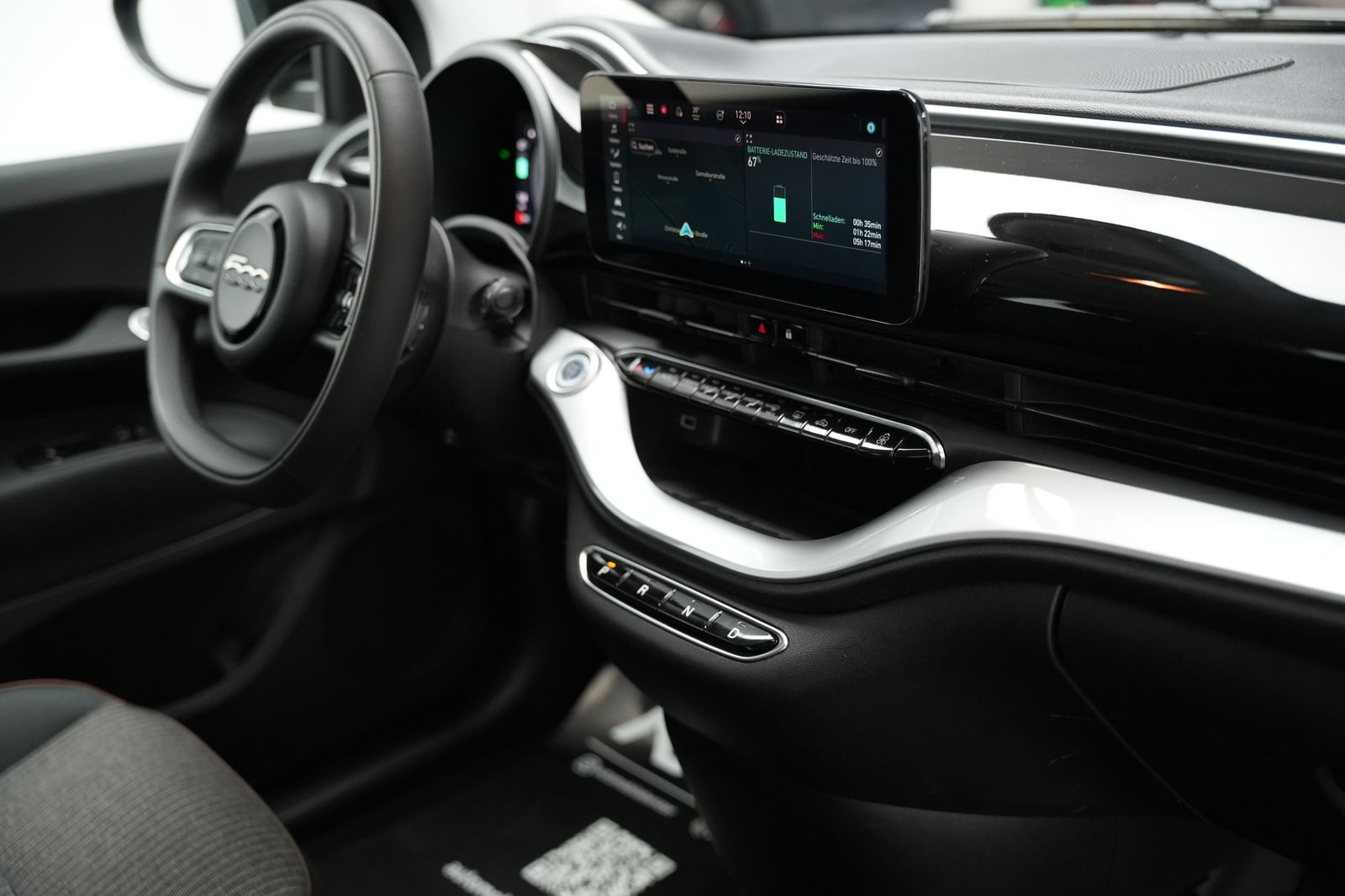 Fahrzeugabbildung Fiat 500 Icon 42 Kwh *KeylessEntry*Navi*LED*Kamera