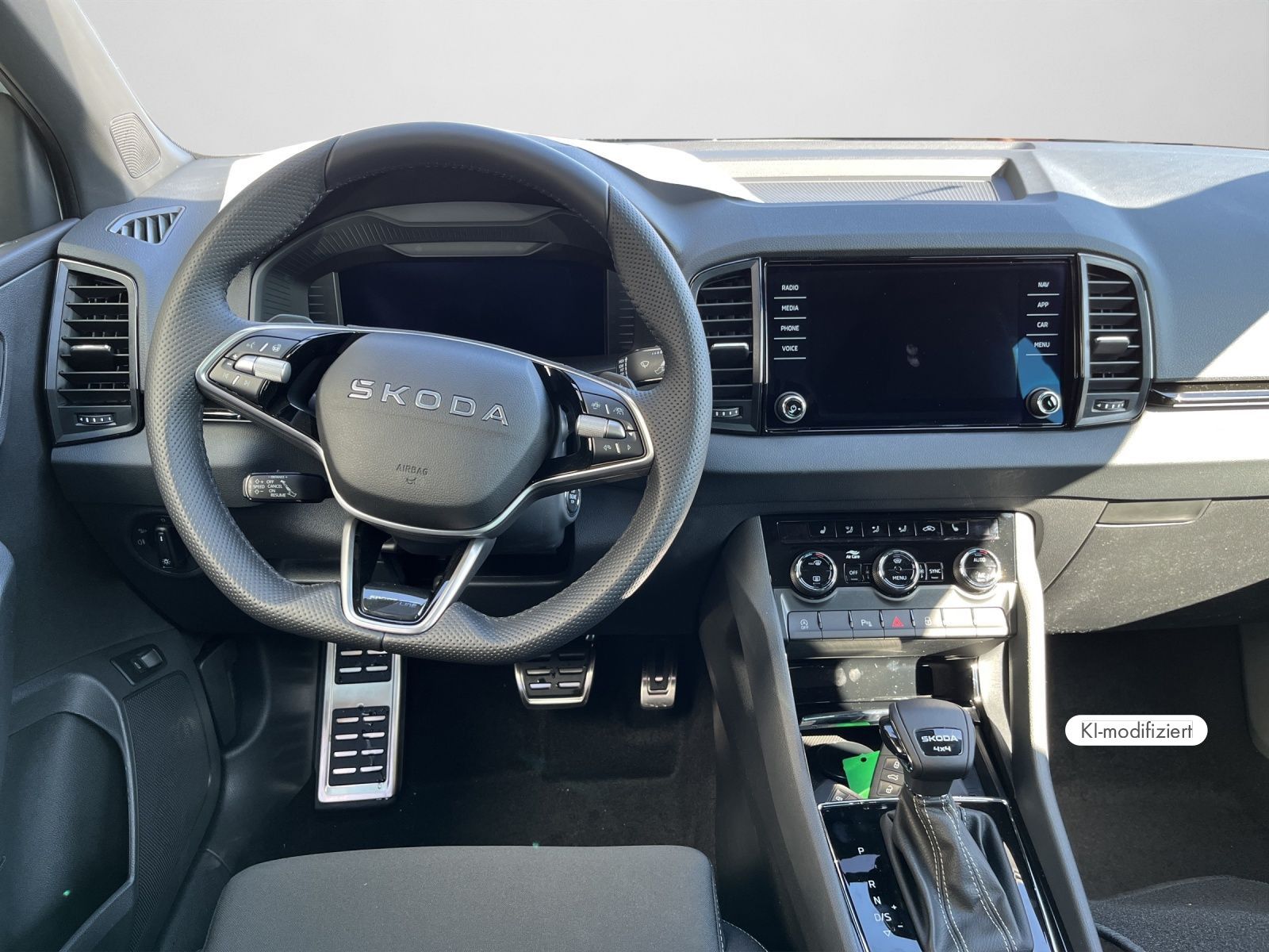 Skoda Karoq Sportline 2,0 TSI 140 kW 7-Gang-DSG 4x4 imagem 3