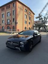 Mercedes-Benz E 400d 4MATIC AMG | Panorama |  360° |Scheckheft - Mercedes-Benz E 400 in Mainz