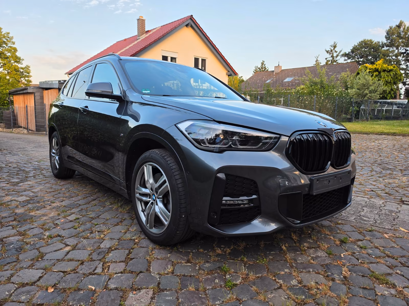 BMW X1 xDrive 20d M Sport Motor 75tkm AHK A-LED Komf