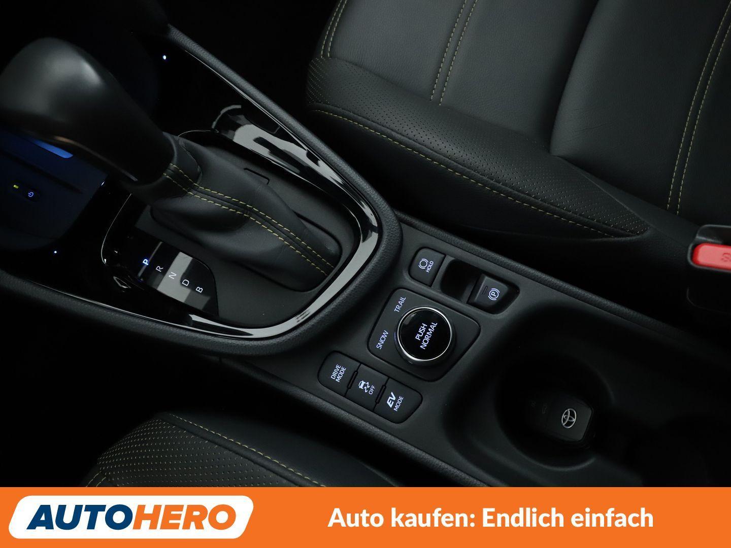 Toyota Yaris Cross 1.5 Hybrid AWD-i Premiere Edition, миниатюра 22