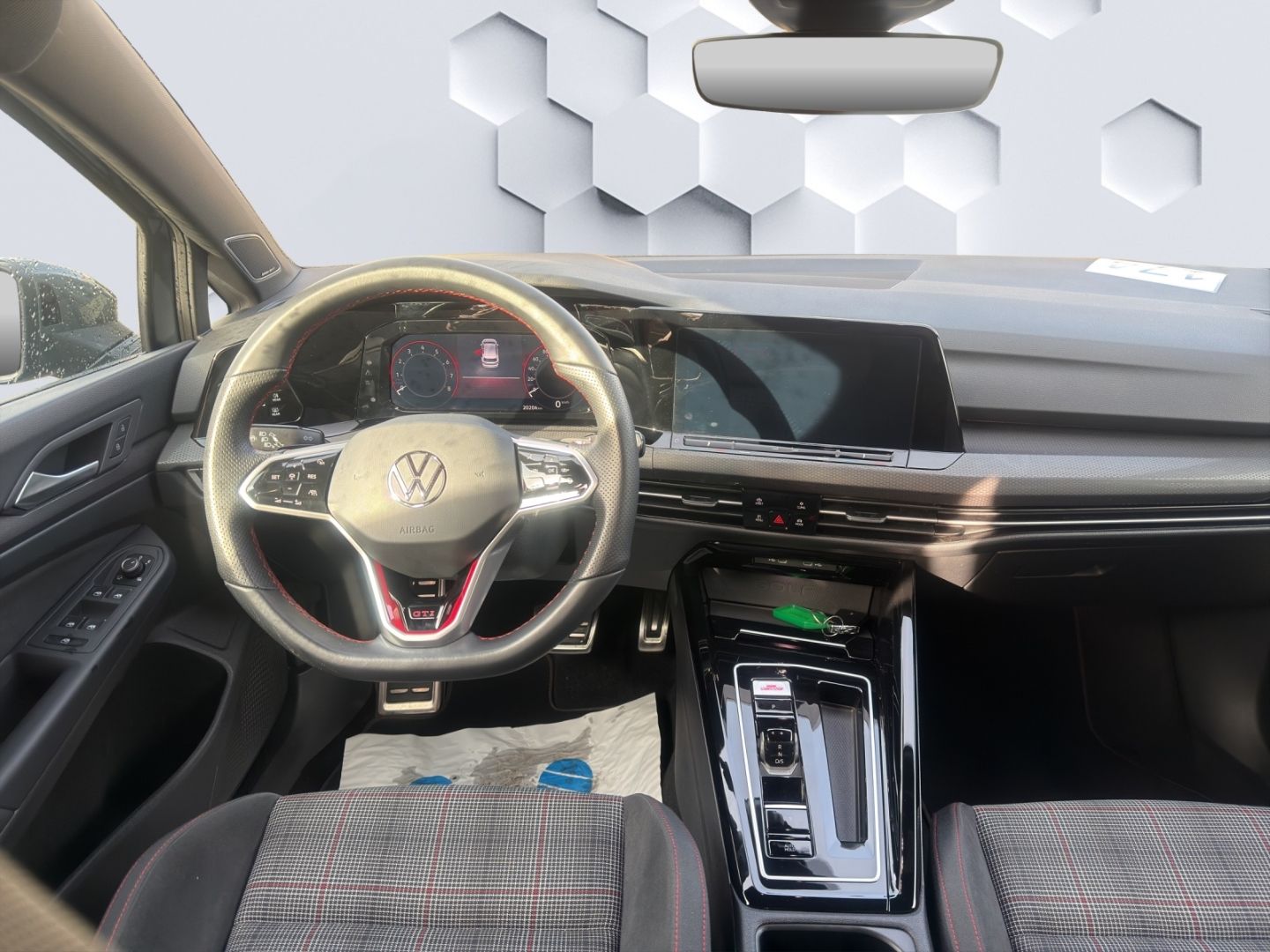 Golf VIII 2.0 TSI DSG 180kW AHZV LED HuD Sitzhei