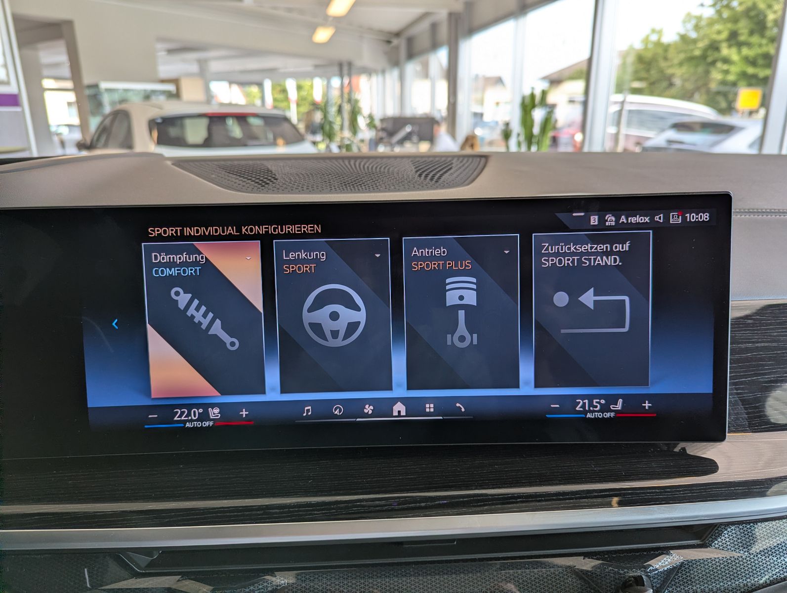 Fahrzeugabbildung BMW X5 40 d xD M-Sport Innov. Travel Merino AHK 21"