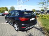 BMW X1 sDrive18i X-Line PDC NAV DA. HiFi LED - BMW X1: Sdrive 18d