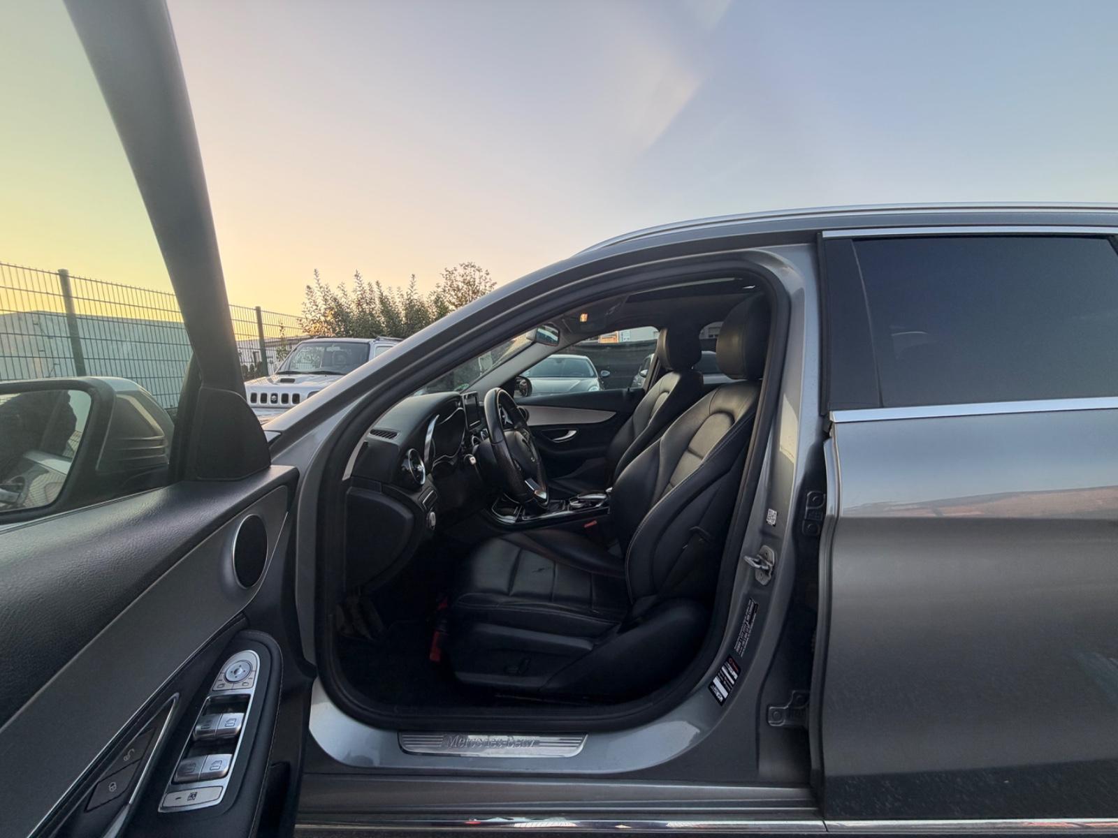 Mercedes-Benz C200 2014 — photo 8