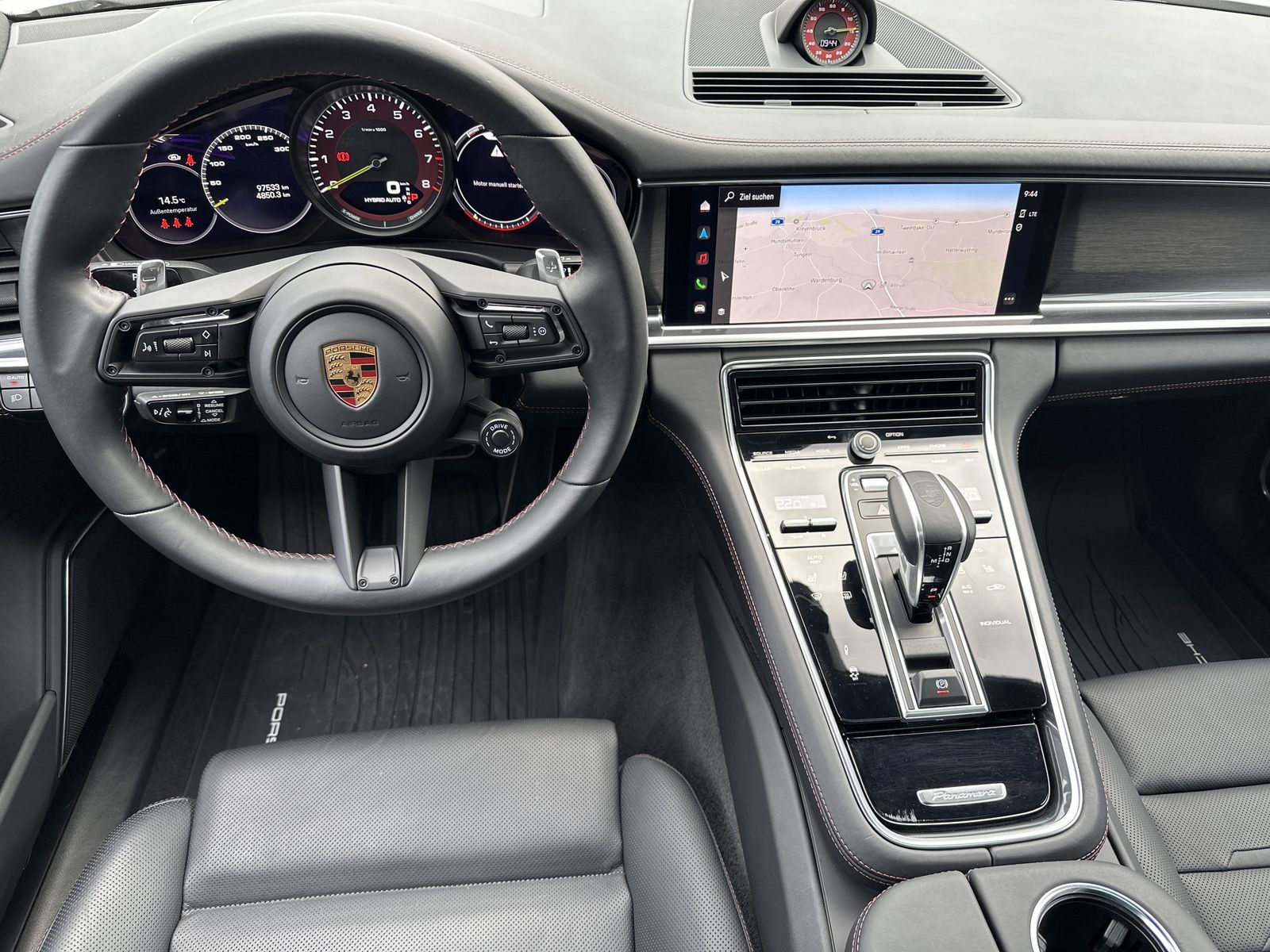 Fahrzeugabbildung Porsche Panamera 4 E-Hybrid PlatinumEd NAV+LED+360°+PANO