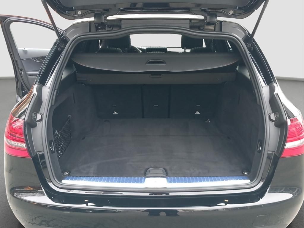 Fahrzeugabbildung Mercedes-Benz C 220 d 4MATIC T-Modell Panorama-Dach*Kamera*LED