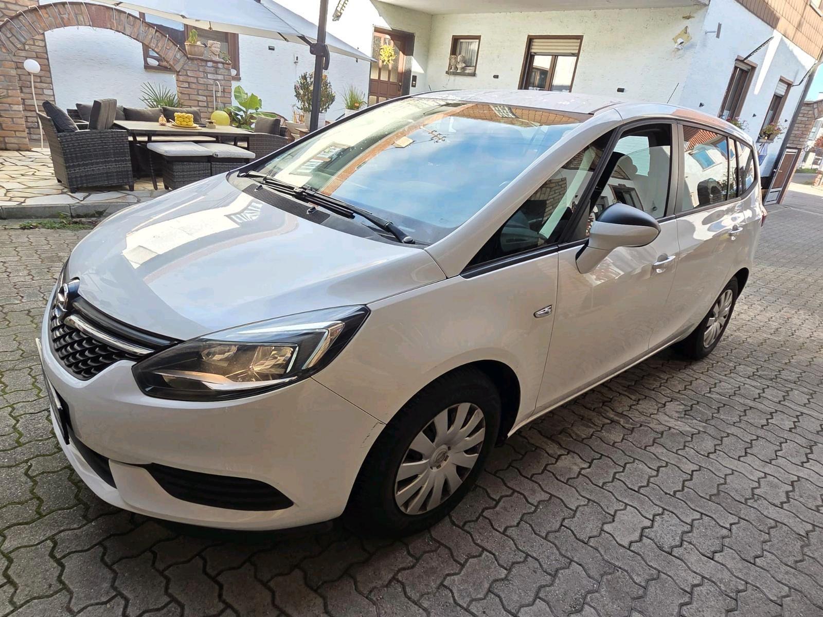 Opel Zafira Tourer
