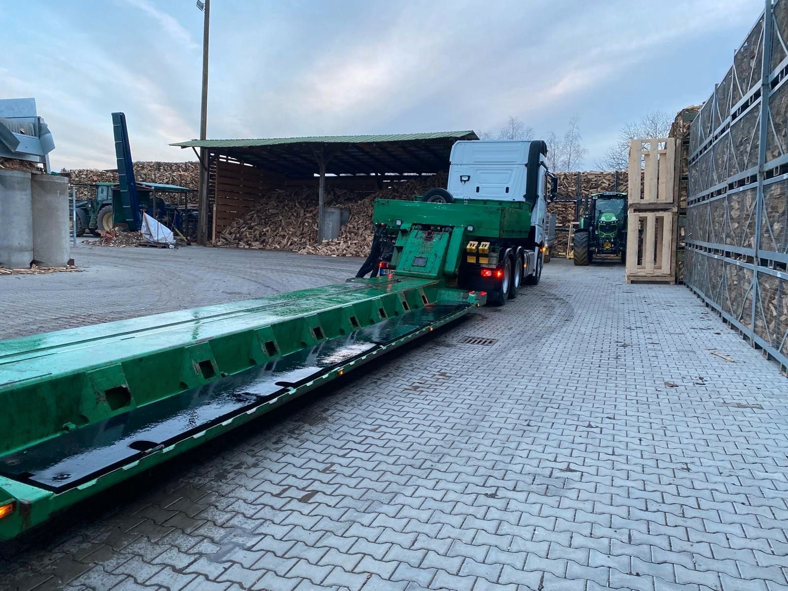 Fahrzeugabbildung Dinkel Ebert TLS 36 ST AV 2-Achs-Auflieger abkoppelbar