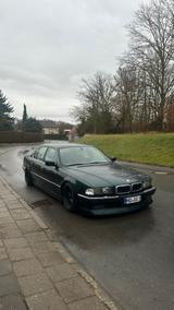 BMW e38 v8 740i 735i 730i individual - BMW 730: E38 730i