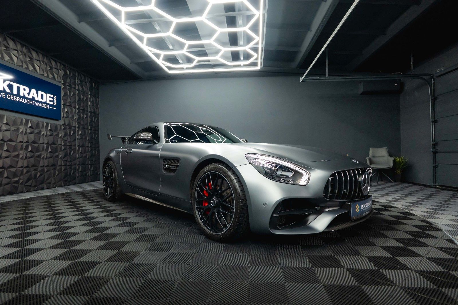 Fahrzeugabbildung Mercedes-Benz AMG GT C Performance Carbon *Burmester*Pano*LED*