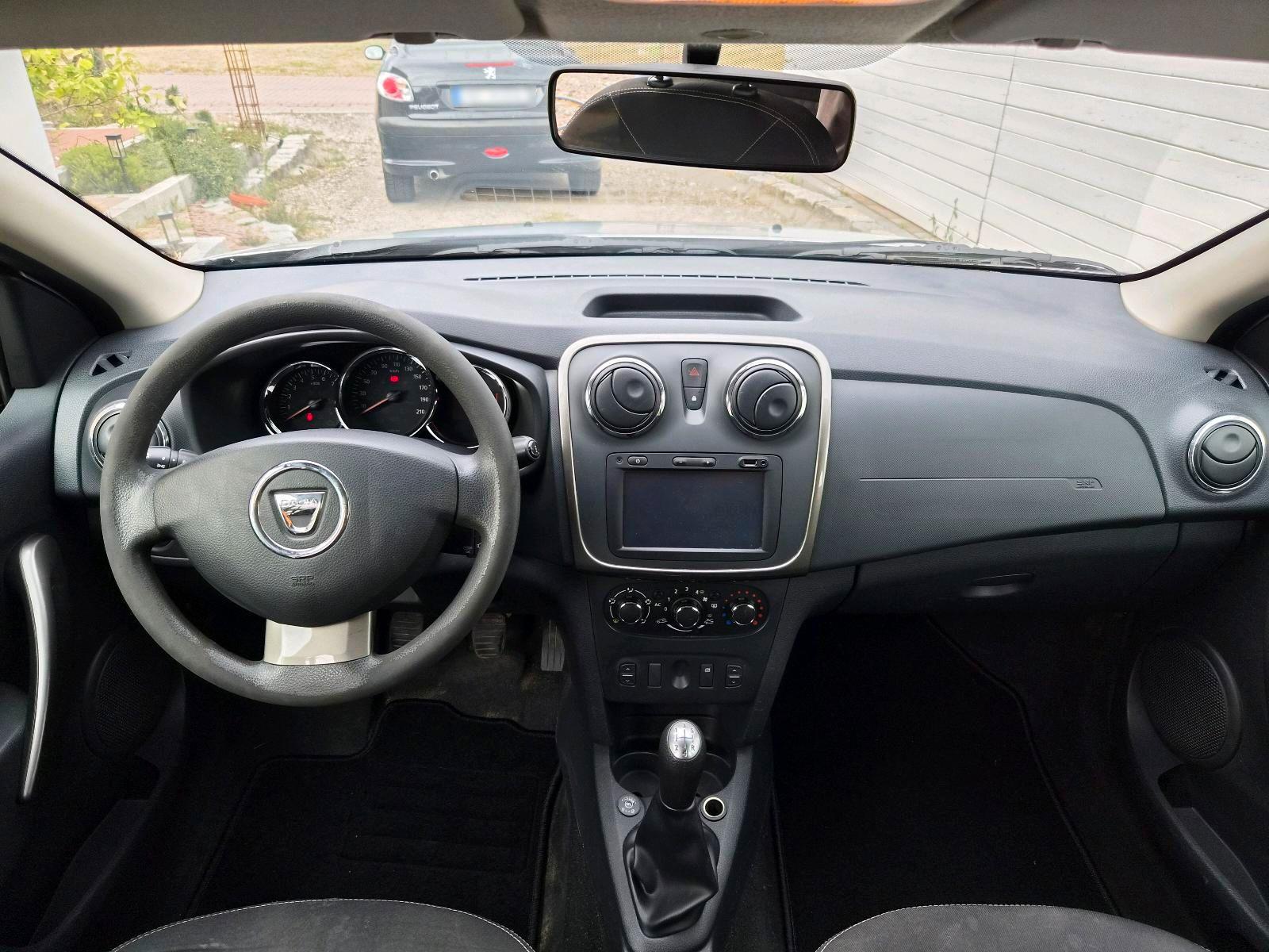 Dacia Logan 2014 — photo 7