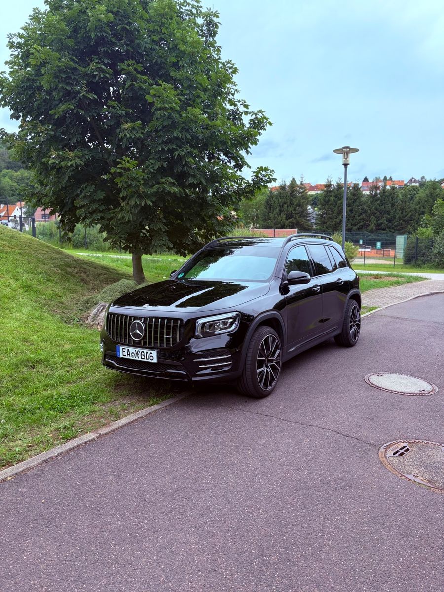 MERCEDES-BENZ GLB 200d - G.Daimler Edition - AMG Line - 8x Fel