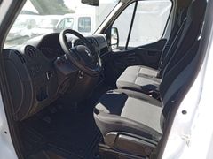 Fahrzeugabbildung Master III DoKa Pritsche Fahrgest. L3H1 3,5t 3 4