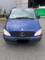 Mercedes-Benz Mercedes Benz Vito - Mercedes-Benz Vito mit Benzin-Antrieb