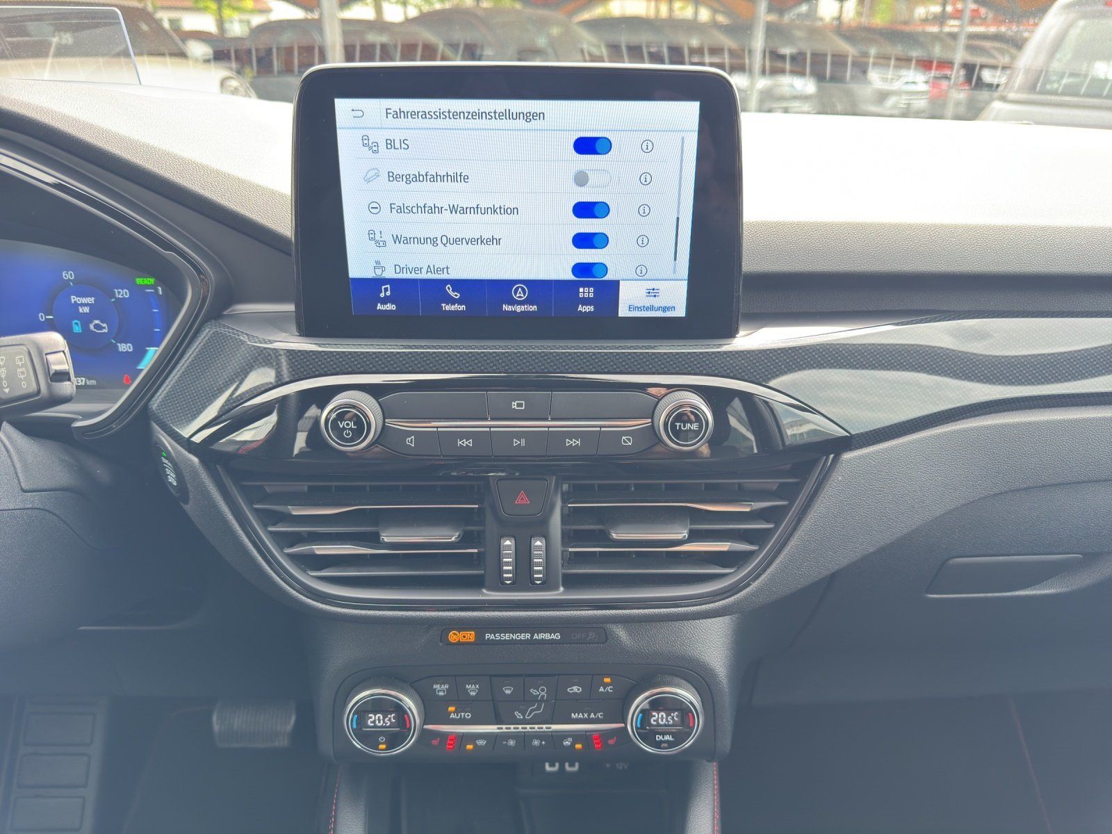 Fahrzeugabbildung Ford Kuga 2.5 PHEV ST-Line Aut./LED/ACC/KAMERA/NAVI/