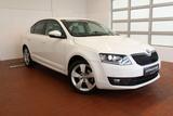 Skoda Octavia Elegance DSG Klima Tempomat DAB - Skoda Octavia mit Benzin-Antrieb