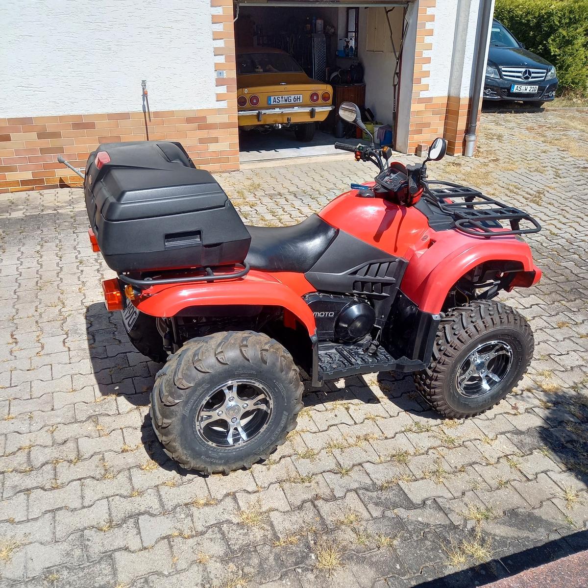 CFMOTO  2012 — engine 500 cm³, 33 HP (24kW)
