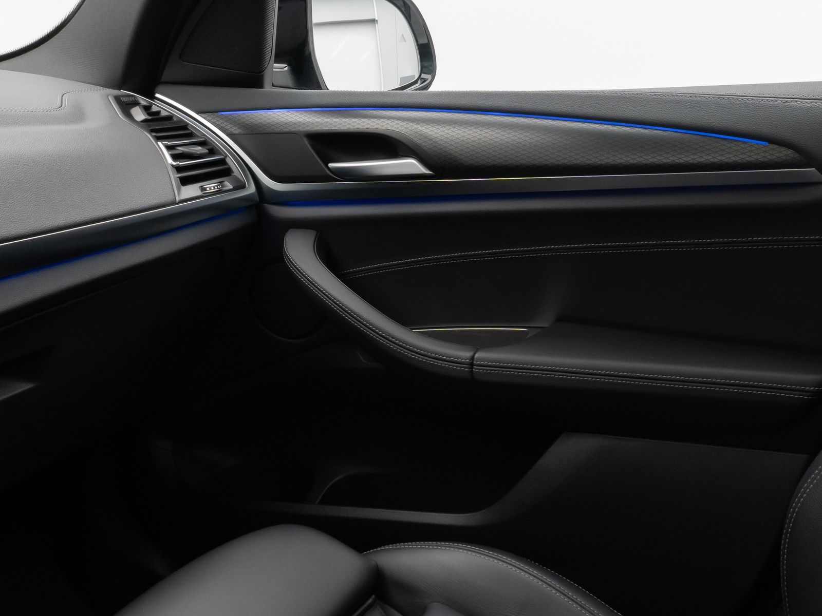 Fahrzeugabbildung BMW X3 M40i Panorama Kamera HUD DAB HiFi LED 20Zoll