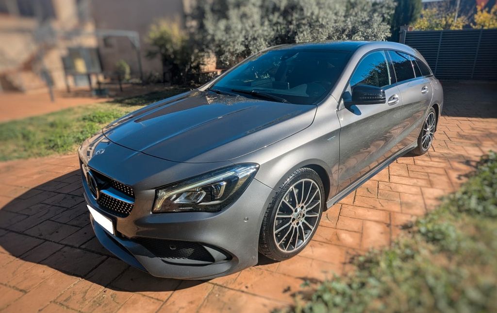Image of Mercedes-Benz CLA 220 Shooting Brake