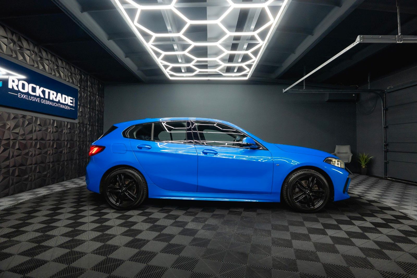 Fahrzeugabbildung BMW 118i M Sport Twin-Turbo Shadow Line *LED*DAB*