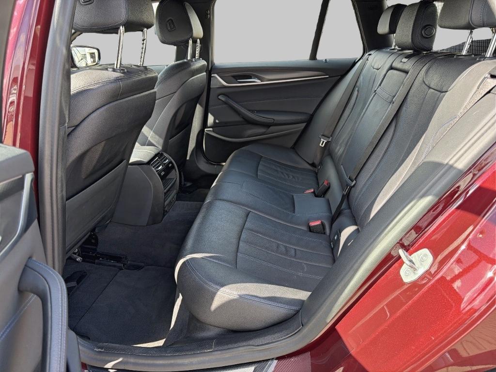 BMW 530 d xDrive M Sport Touring M Sport Sportpaket 