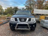 Nissan Pathinder 2.5 dCi Automatik Allrad - gebrauchte Nissan Pathfinder aus dem Jahr 2006