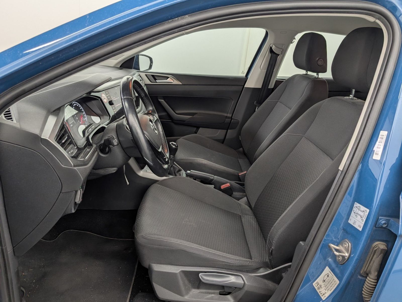 VW Polo VI 1.0 TSI Comfortline Klima CarPlay – Bild 4
