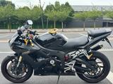Yamaha yzf-r6 - YAMAHA 2005 YZF R6