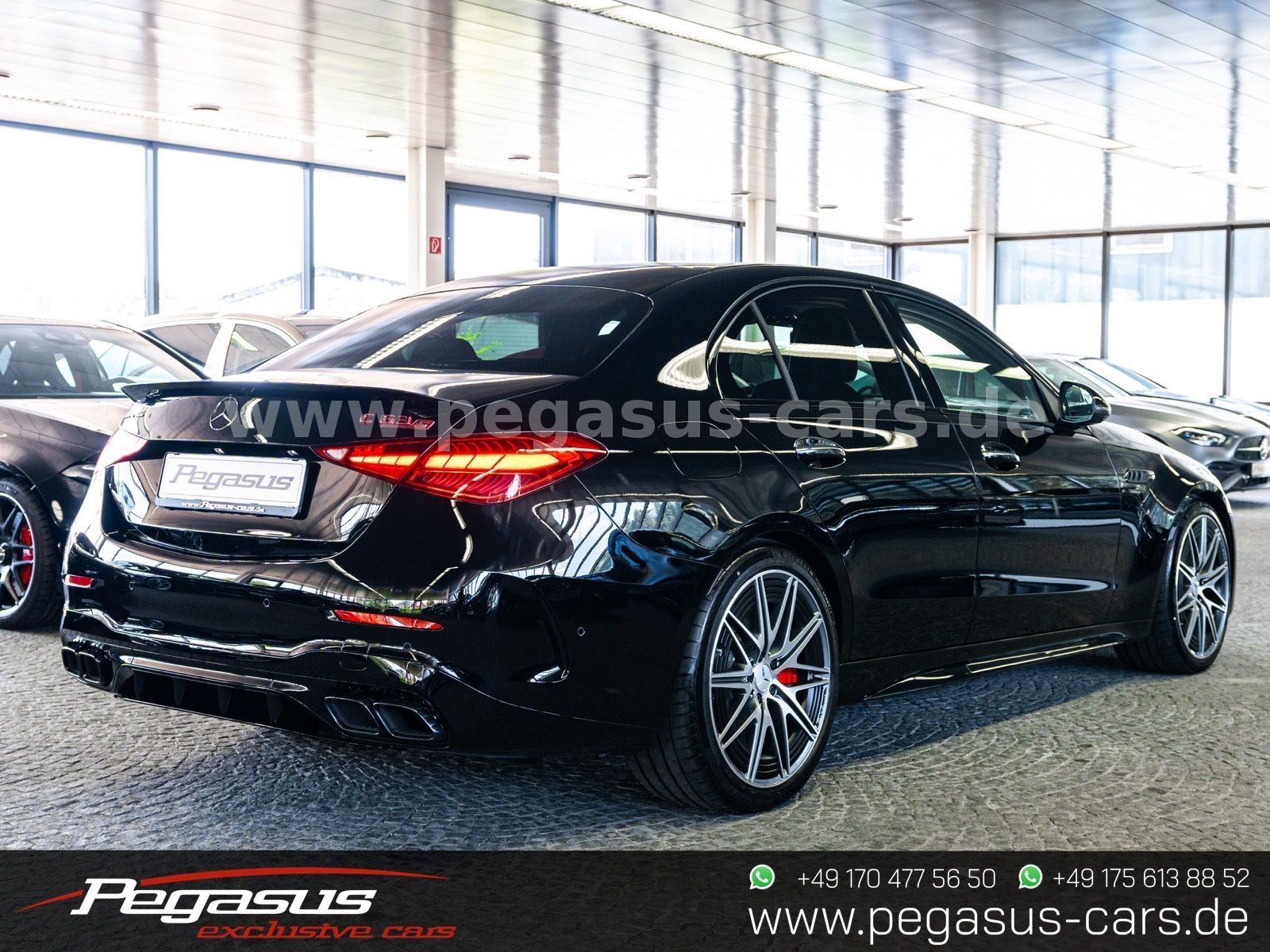 MERCEDES-BENZ C 63 AMG - 5