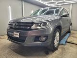 Volkswagen Tiguan Sport & Style 2.0 TDI *1.Hand* *Bi-Xenon* - VW Tiguan Gebrauchtwagen in Münster