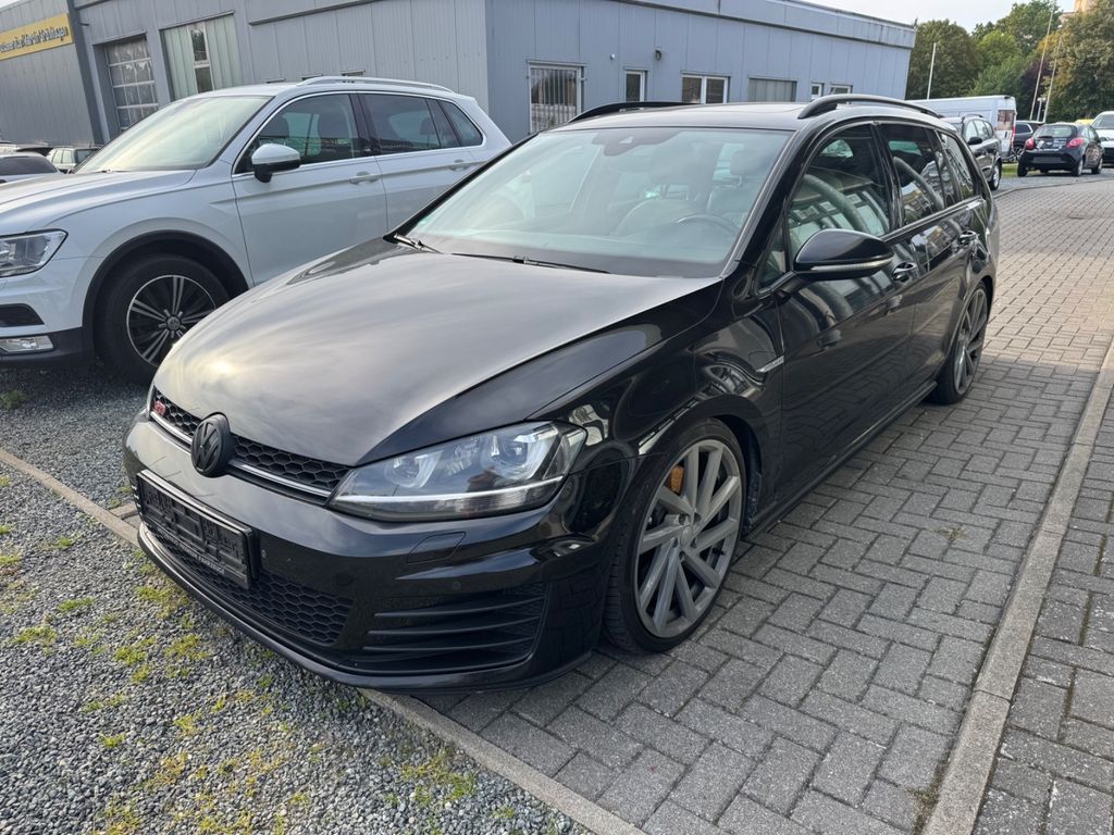 Image of Volkswagen Golf