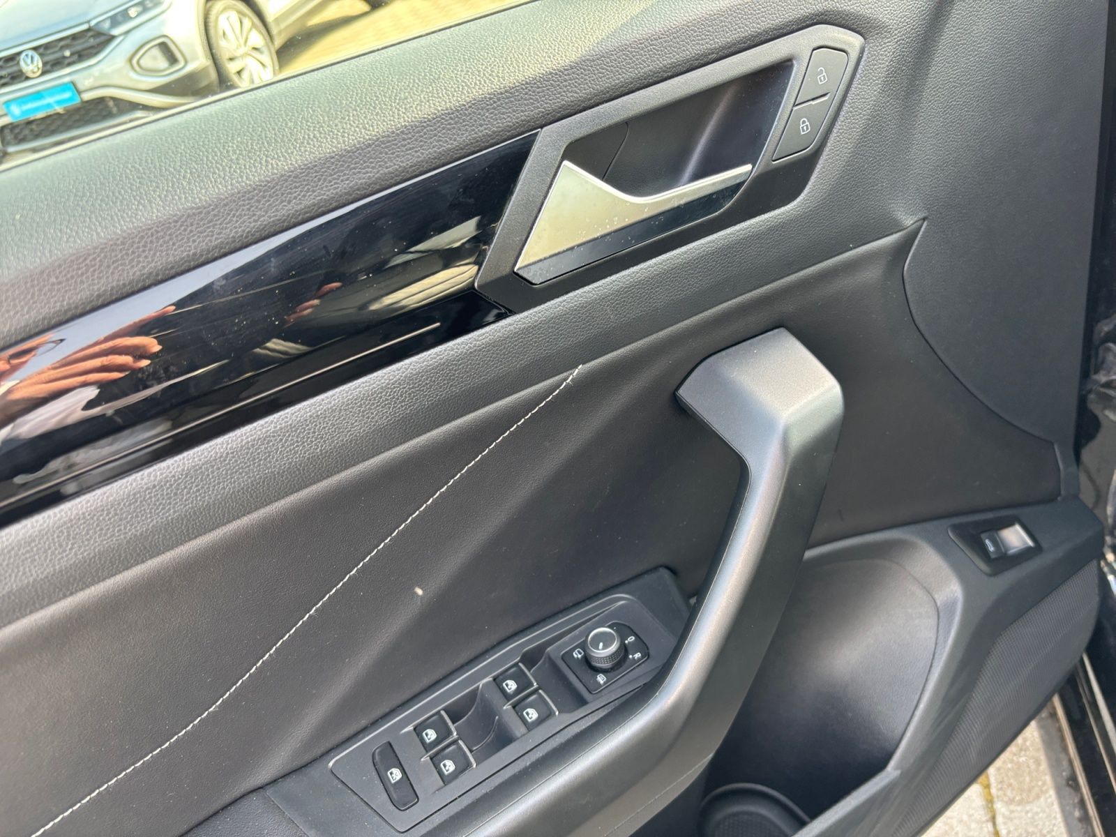 Volkswagen T-Roc - Bild 14