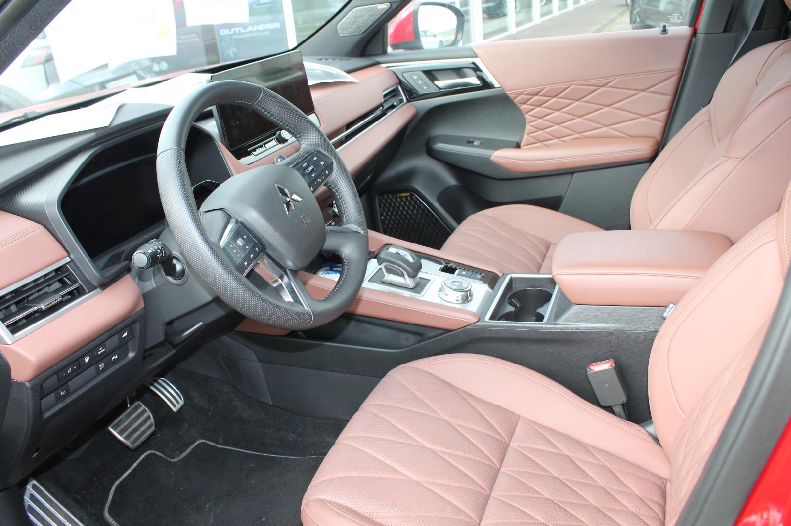 Mitsubishi Outlander 2.4 PHEV  S-AWC Top Luxuey-Paket