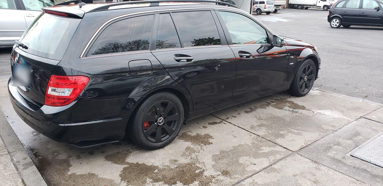 Mercedes-Benz C200 2011 — engine 136 HP (100kW)