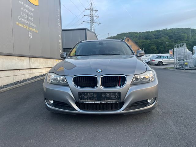 BMW 320i Touring