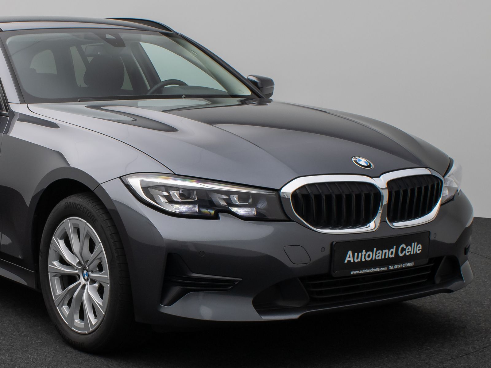 Fahrzeugabbildung BMW 320d DAB HiFi PDC Fernlichtassist Komfort Alarm