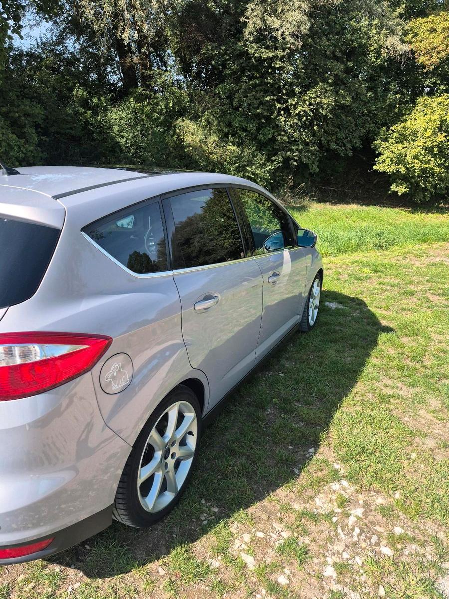 Ford C-MAX 2011 — photo 15