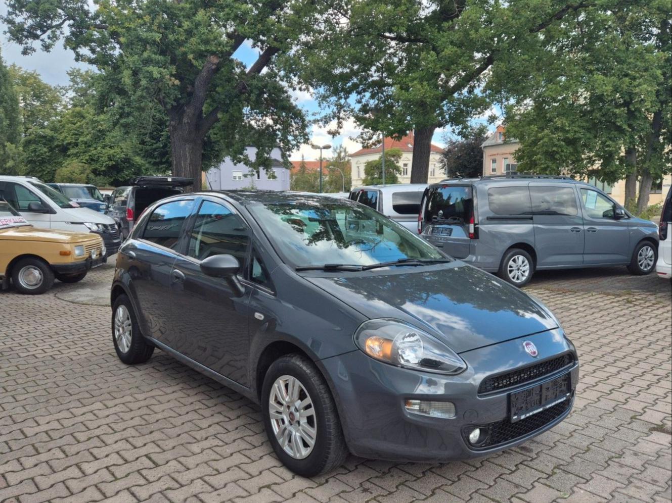 Fiat Punto 1.2 Lounge,Navi,Klimaaut,TÜV neu