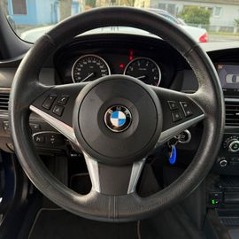 BMW 523 - 11